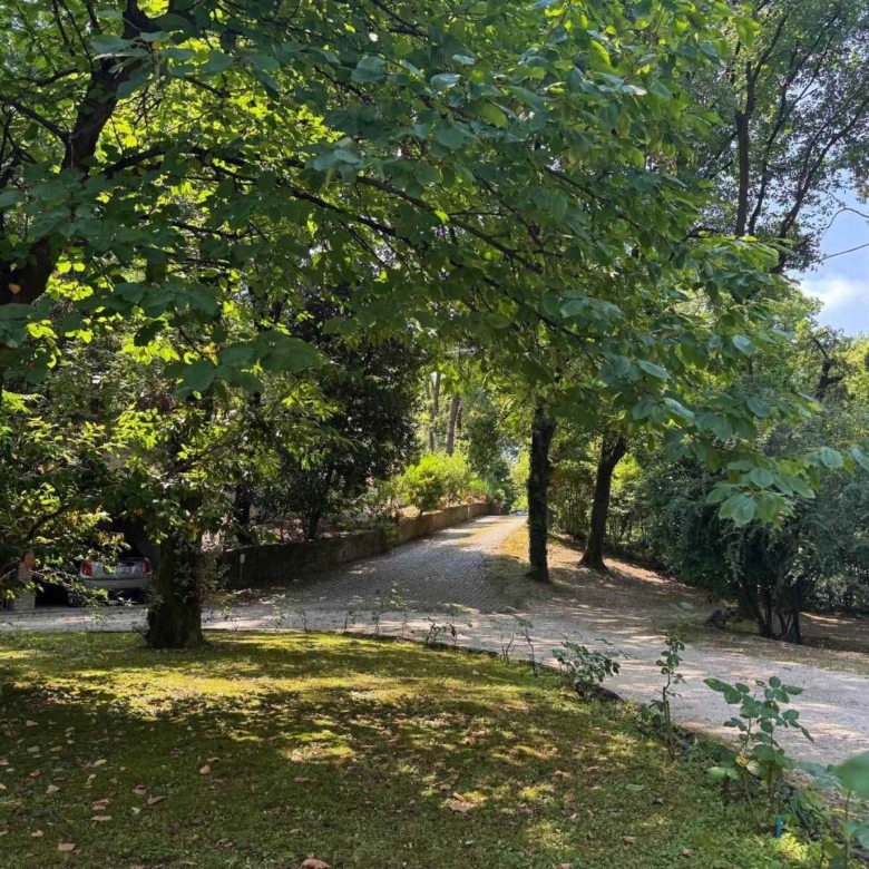 RUSTICO CASALE IN VENDITA A DESENZANO DEL GARDA