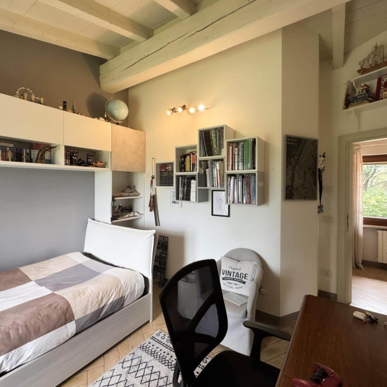 RUSTICO CASALE IN VENDITA A DESENZANO DEL GARDA