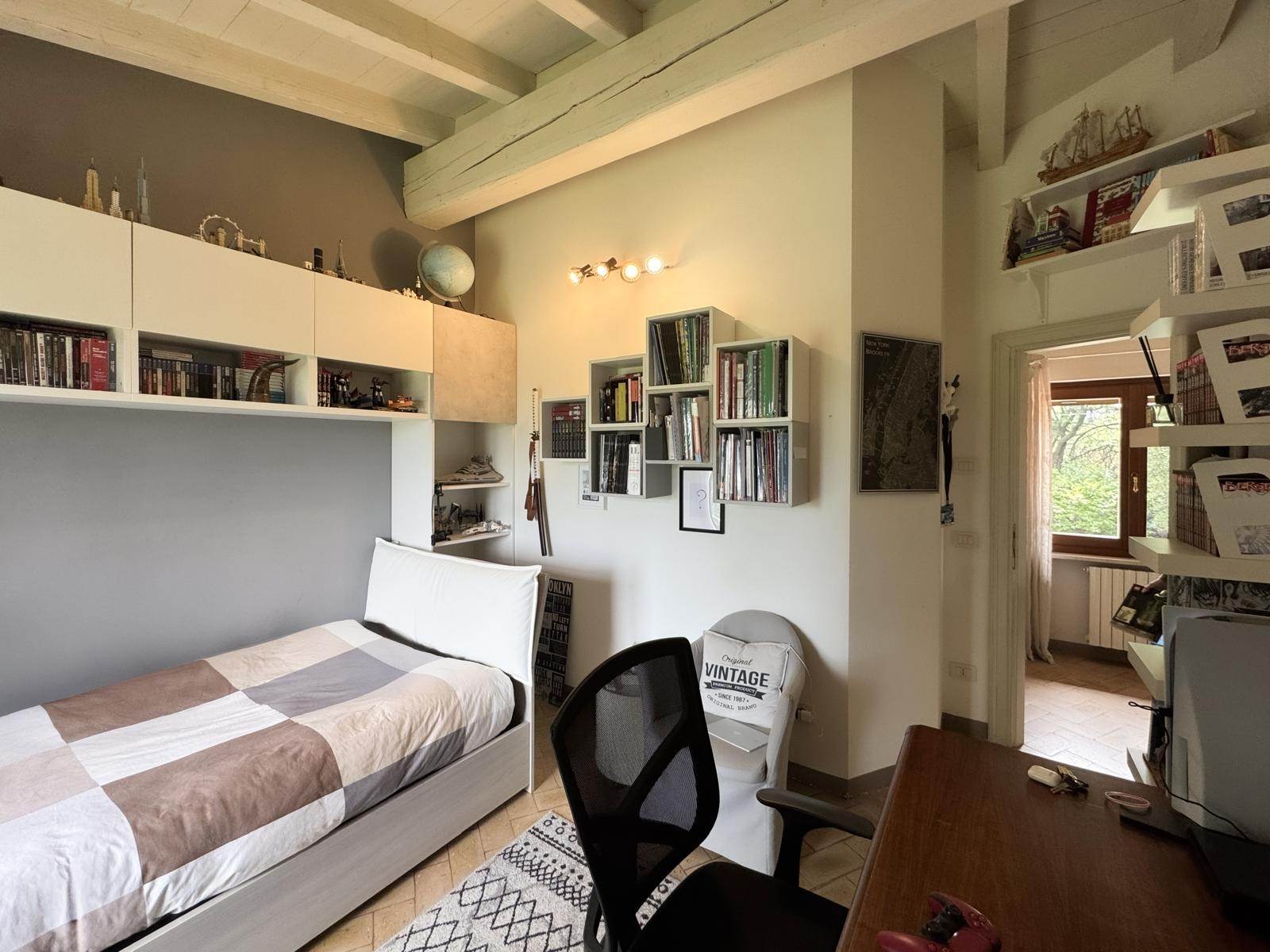 Foto RUSTICO CASALE IN VENDITA A DESENZANO DEL GARDA
