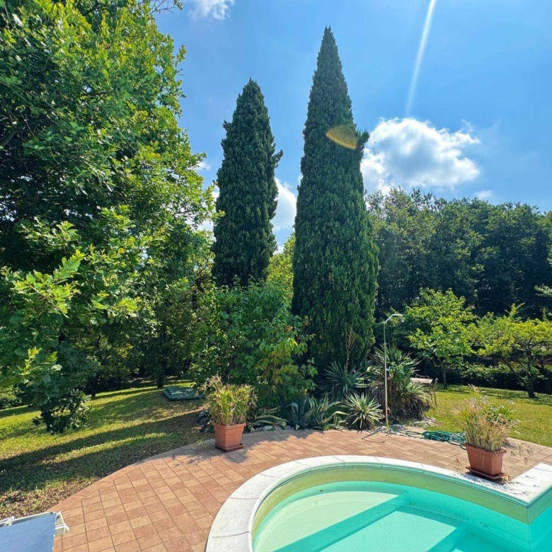 RUSTICO CASALE IN VENDITA A DESENZANO DEL GARDA