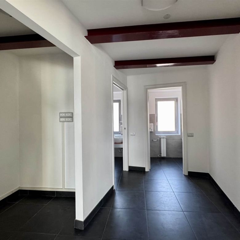 UFFICIO/STUDIO
