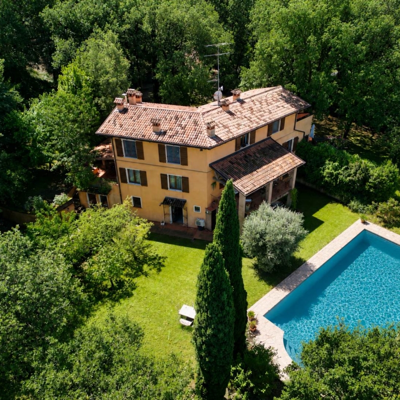 RUSTICO CASALE IN VENDITA A DESENZANO DEL GARDA