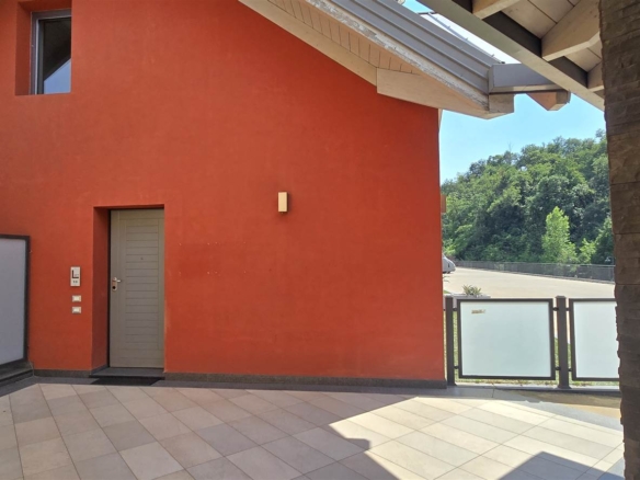 UFFICIO/STUDIO