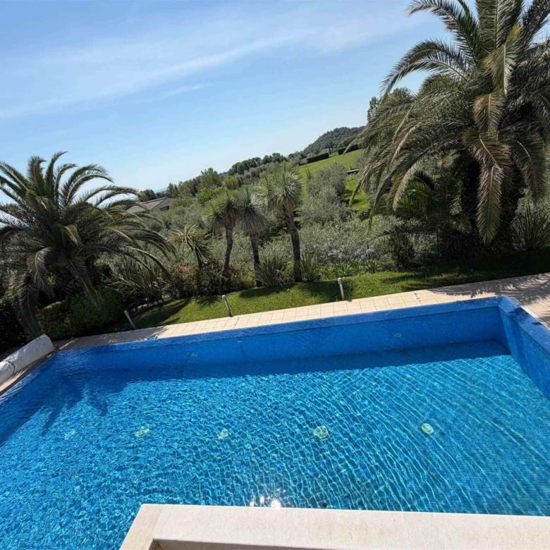 Villa unifamiliare con piscina e vista lago, Soiano Del Lago