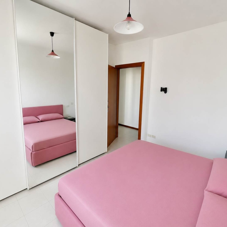 Desenzano d/G, bilocale zona Colombare.