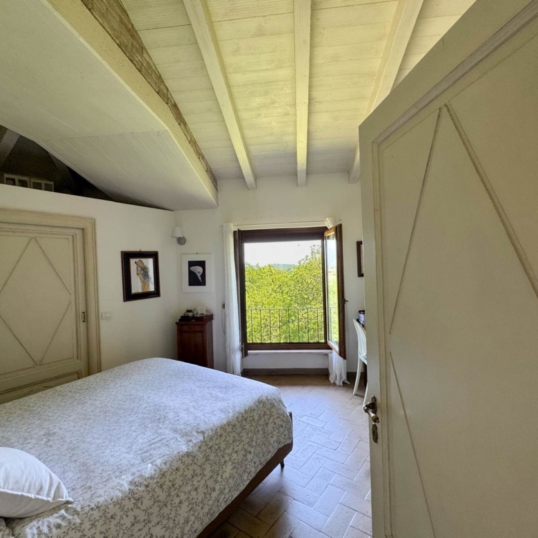 RUSTICO CASALE IN VENDITA A DESENZANO DEL GARDA