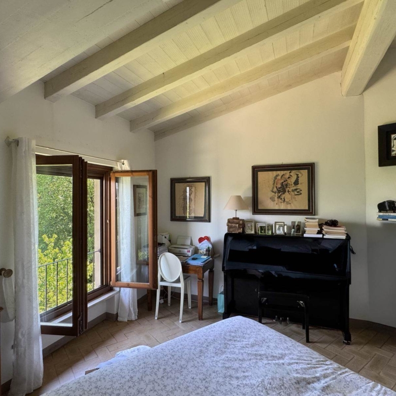 RUSTICO CASALE IN VENDITA A DESENZANO DEL GARDA