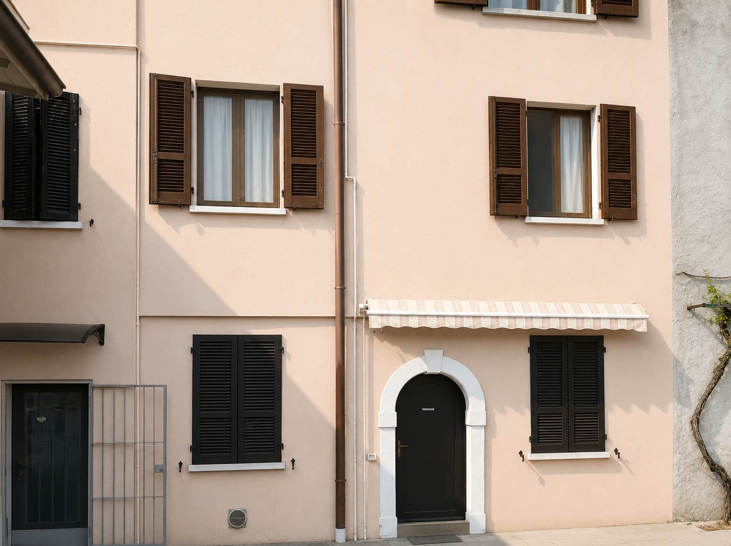 Desenzano d/G, bilocale zona Colombare.