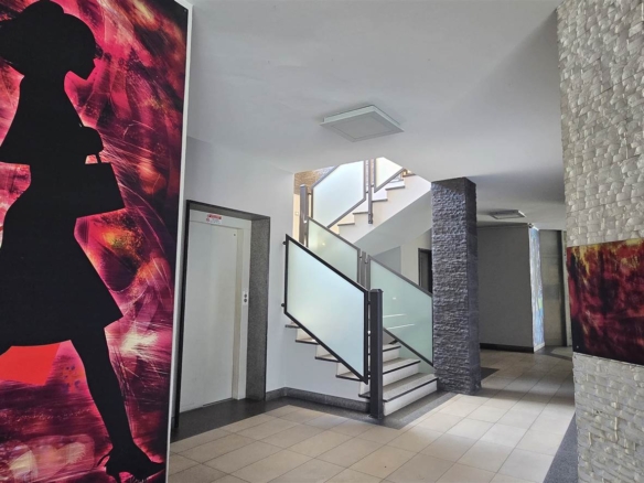 UFFICIO/STUDIO