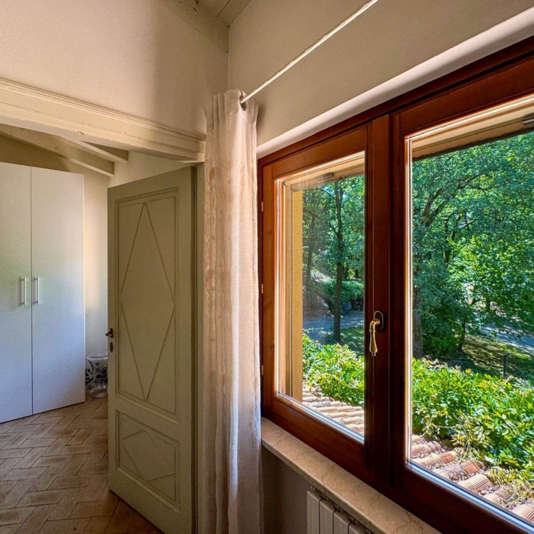 RUSTICO CASALE IN VENDITA A DESENZANO DEL GARDA