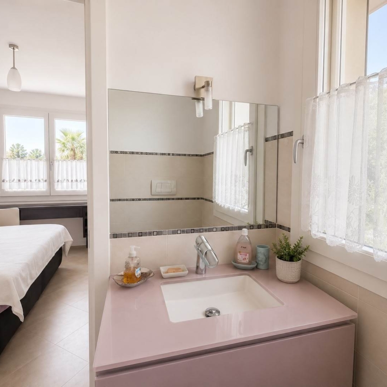 Villa unifamiliare con piscina e vista lago, Soiano Del Lago