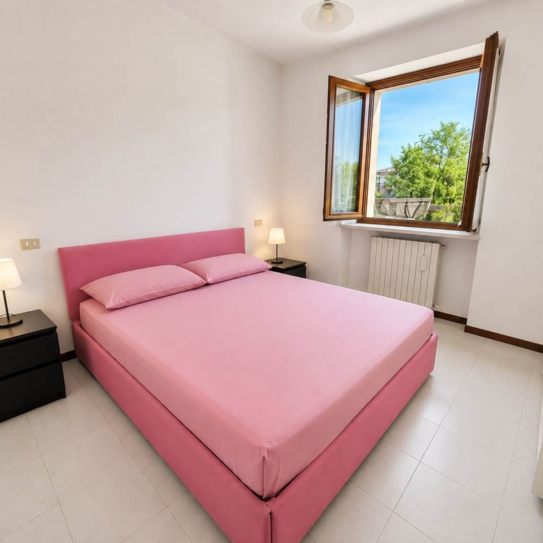 Desenzano d/G, bilocale zona Colombare.