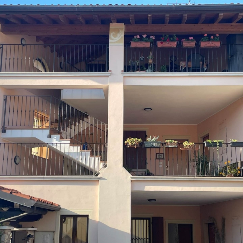 Puegnago Del Garda bilocale zona Castello