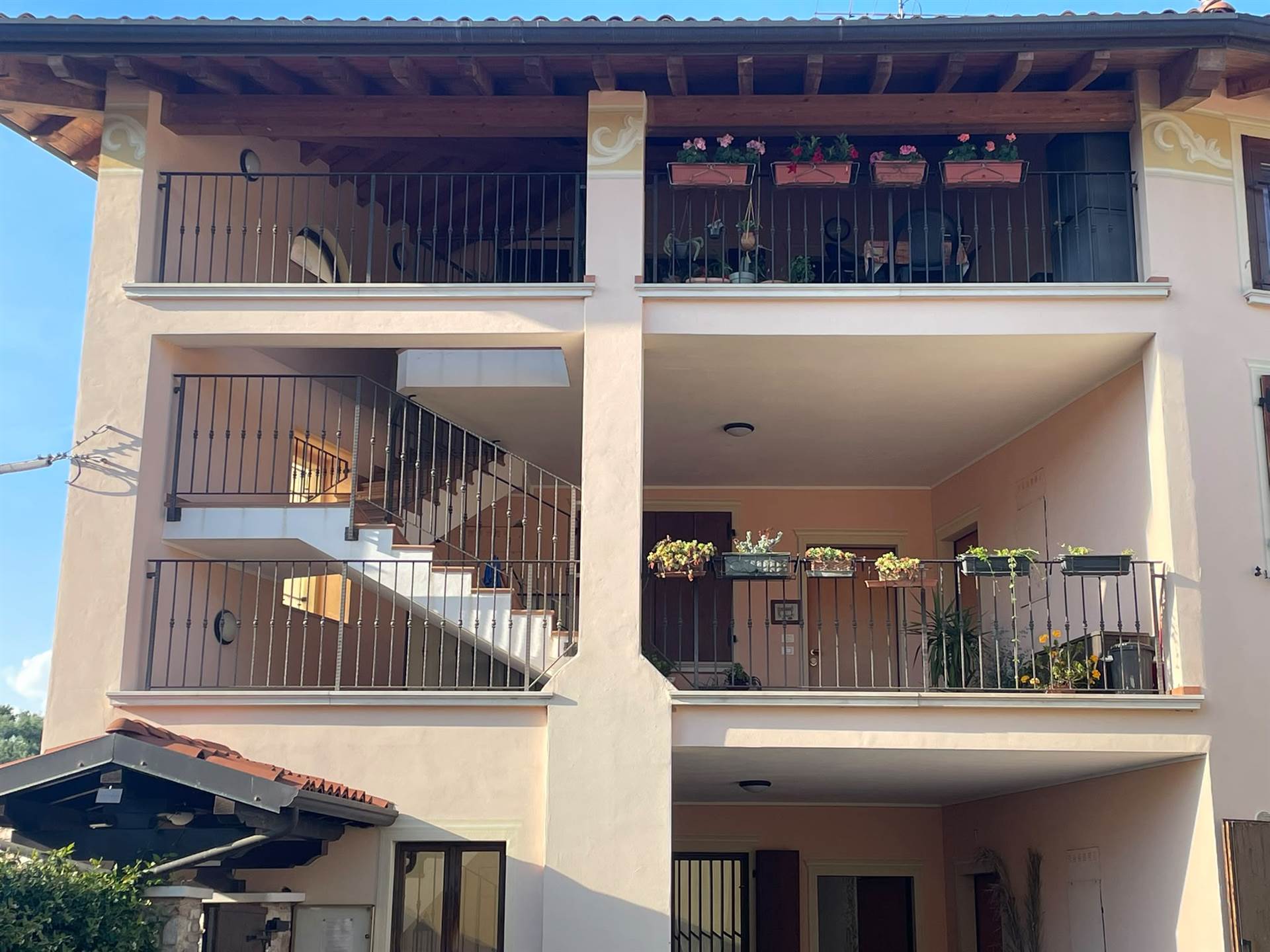 Foto Puegnago Del Garda bilocale zona Castello