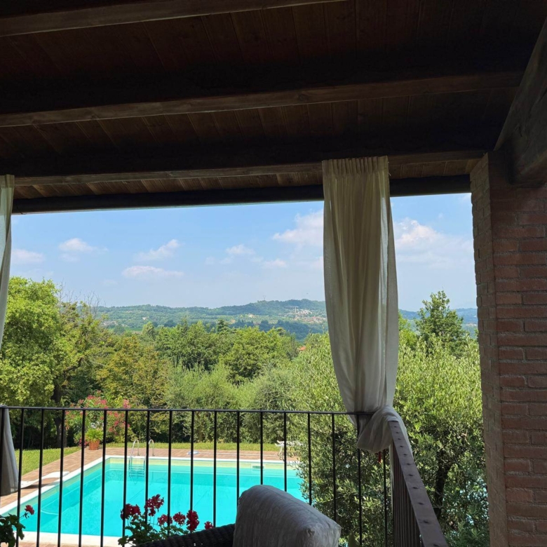 RUSTICO CASALE IN VENDITA A DESENZANO DEL GARDA