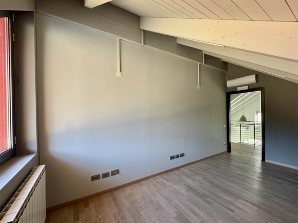 UFFICIO/STUDIO