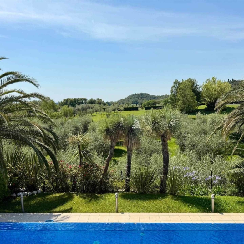 Villa unifamiliare con piscina e vista lago, Soiano Del Lago
