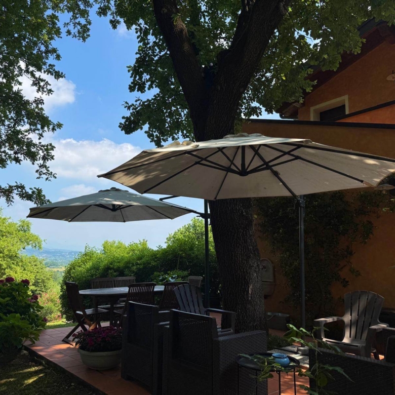 RUSTICO CASALE IN VENDITA A DESENZANO DEL GARDA